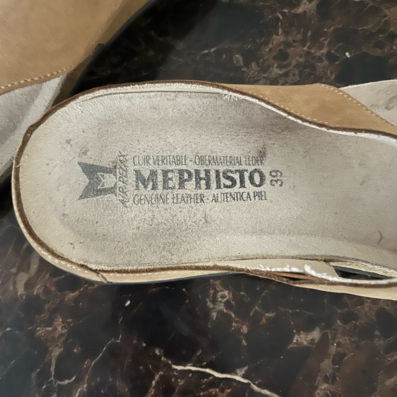 MEPHISTO- Air relax leather sandals with low heel. Size 39 (US 9) - Picture 3 of 7